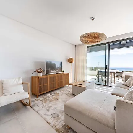 Acebos Private Pool Terrace Sea Views 马尔韦利亚