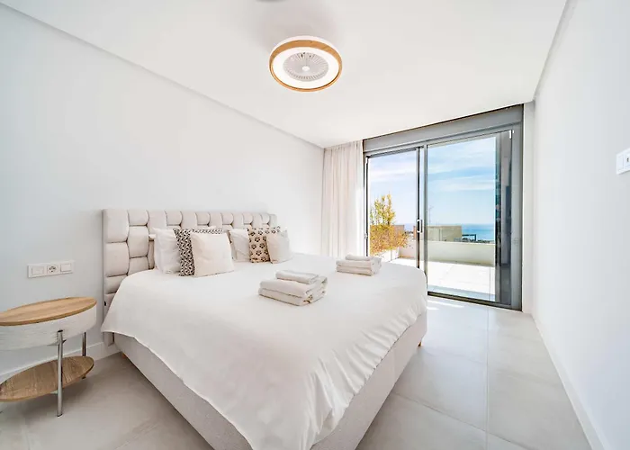 Acebos Private Pool Terrace Sea Views Apartament Marbella