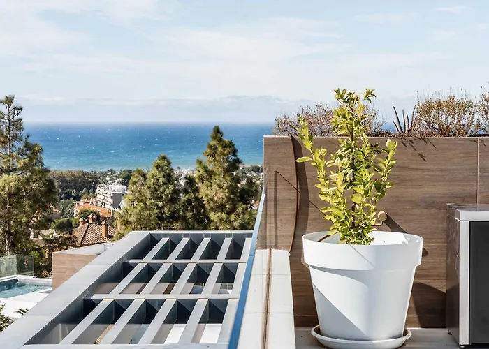 Acebos Private Pool Terrace Sea Views 公寓 *