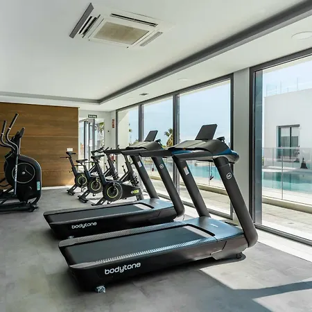 公寓 Acebos Private Pool Terrace Sea Views 马尔韦利亚